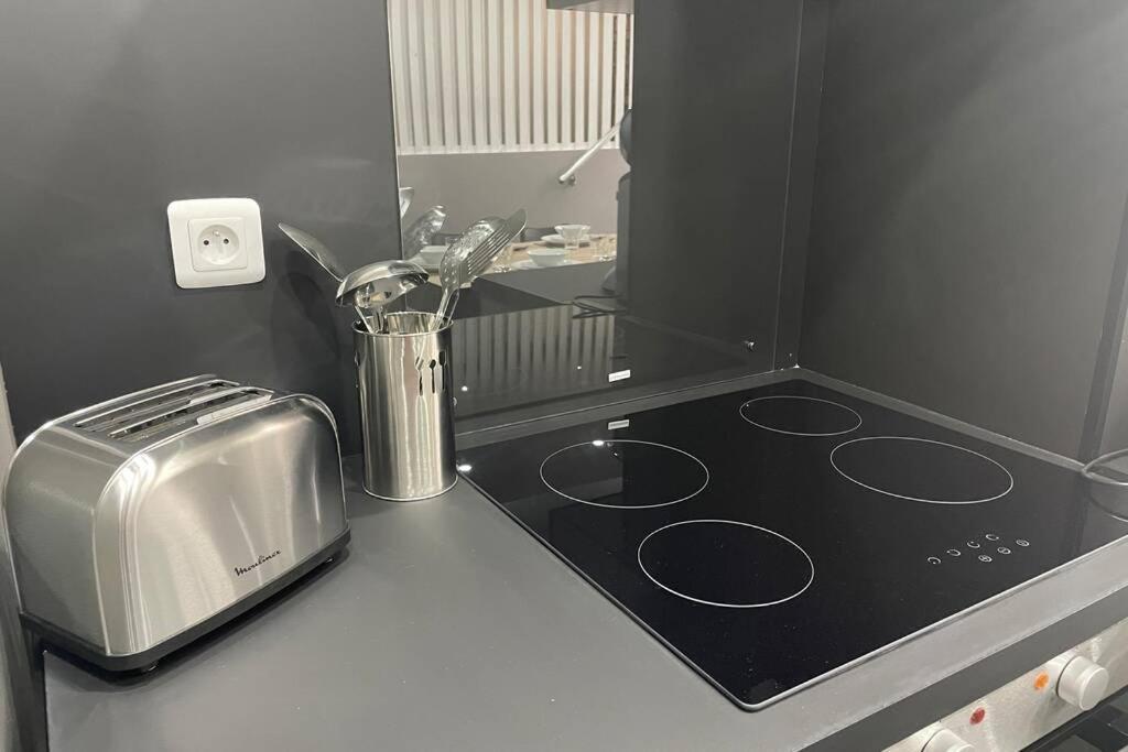 Apartment Cosy, Wifi Gratuit,5 Min De La Gare *