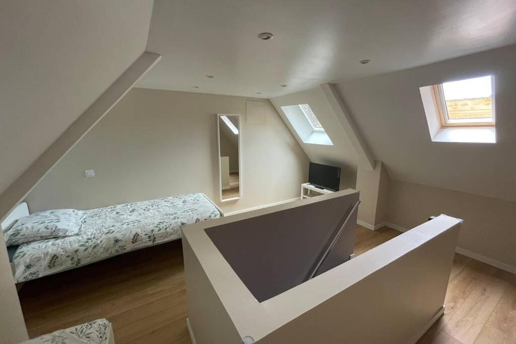 Cosy, Wifi Gratuit,5 Min De La Gare Apartment *